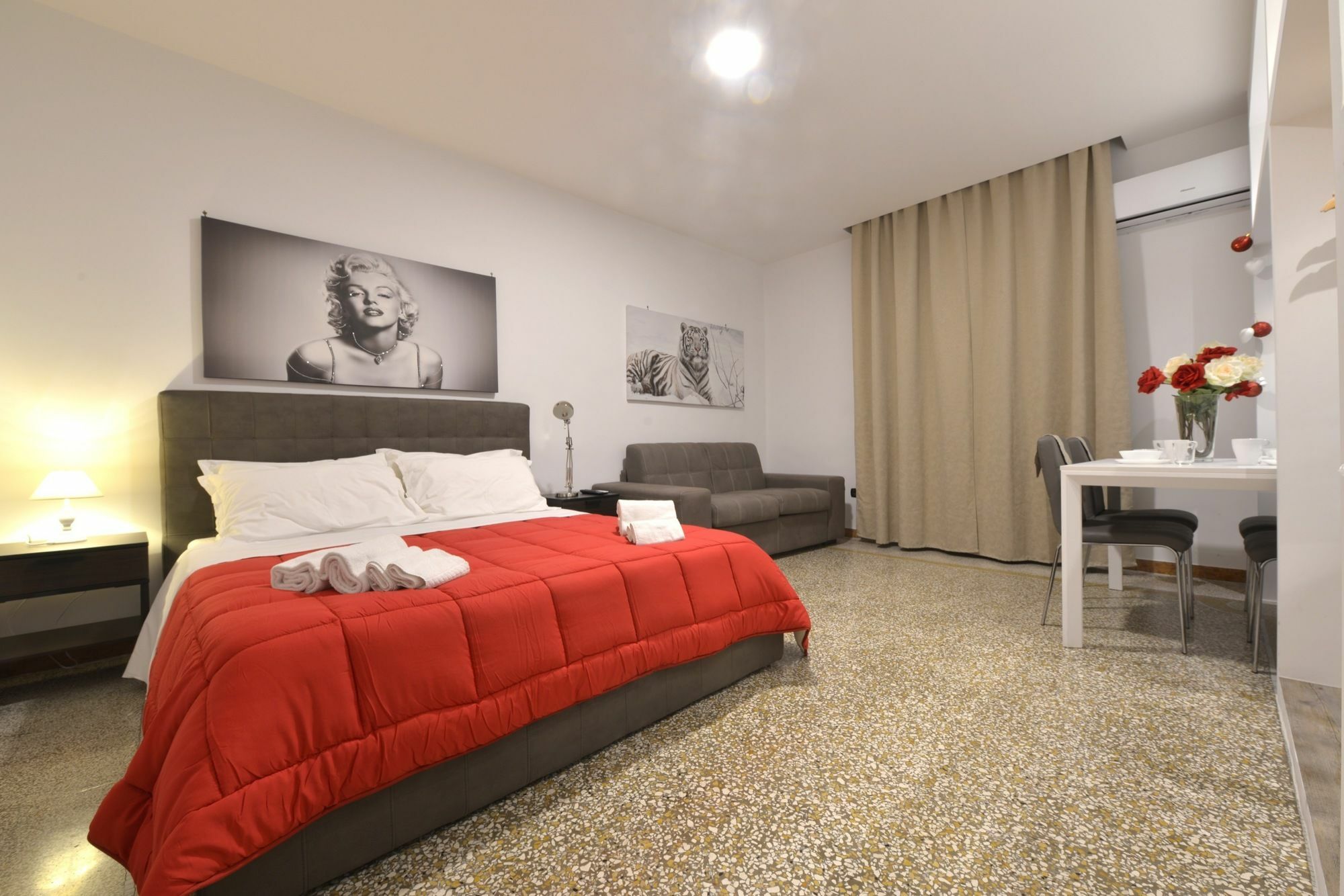 Napoli Central City Luaran gambar